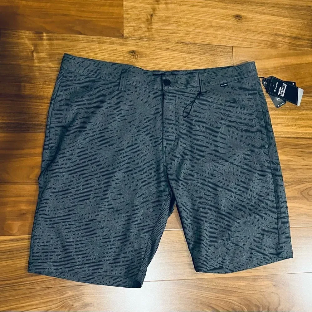 Travis Mathew, go fish golf shorts shorts size 40 NWT